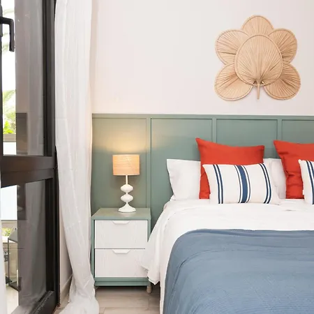 Ph - Estilo, Mar Y Relax En La Costa Del Silencio