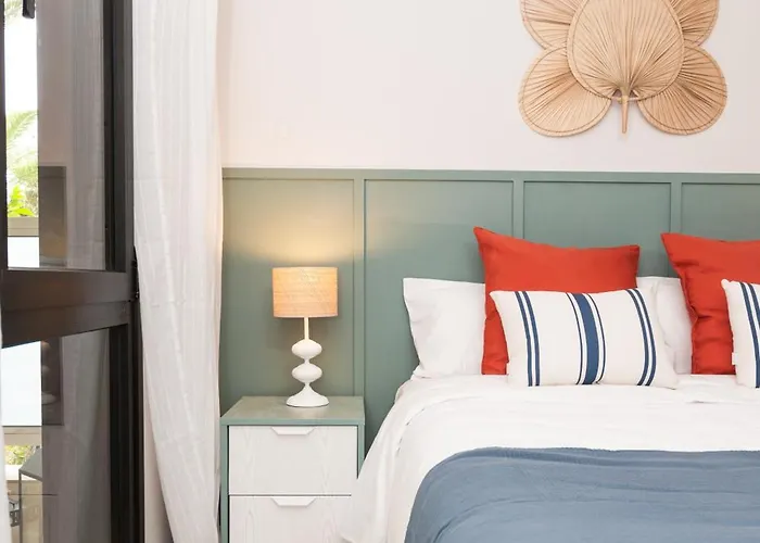 Ph - Estilo, Mar Y Relax En La Costa Del Silencio